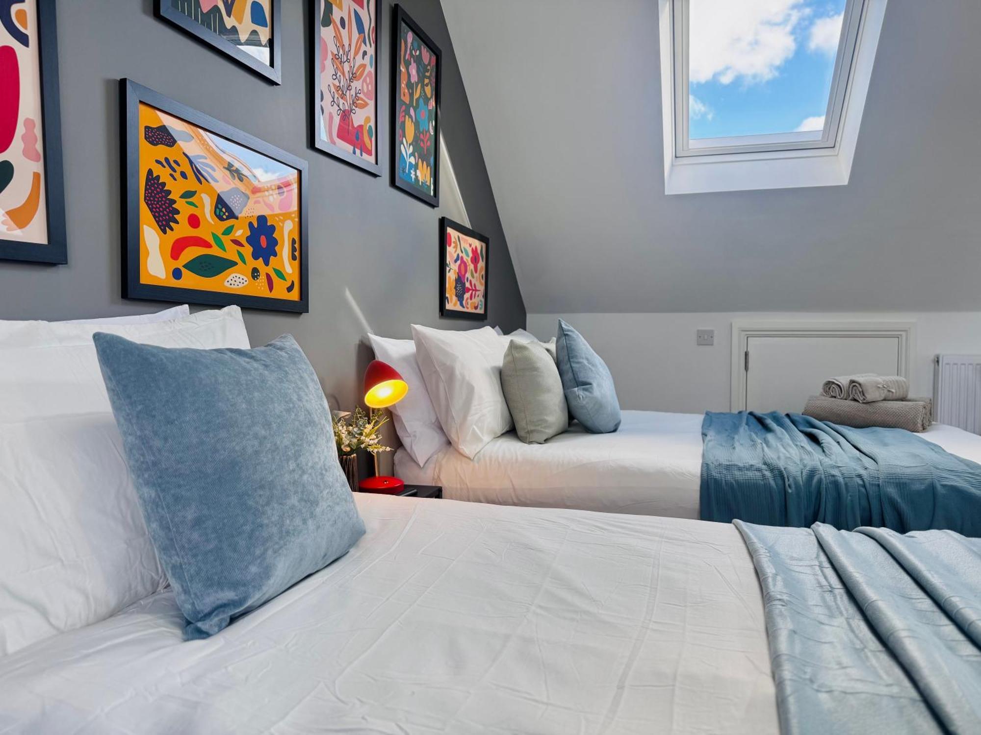 Bright Studio Loft 30Min To Central London Exterior photo